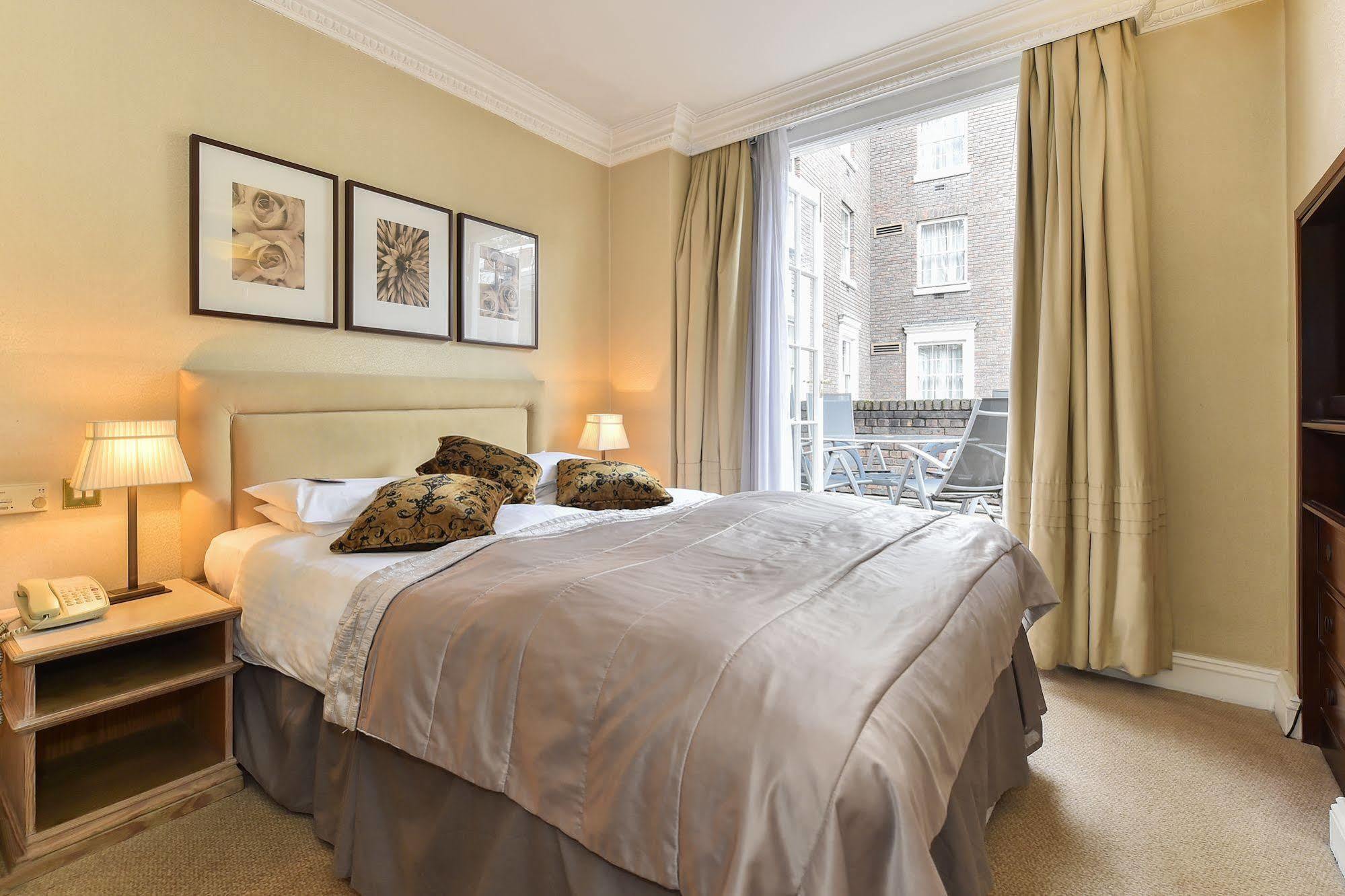 Park Lane Mews Hotel Лондон Екстериор снимка