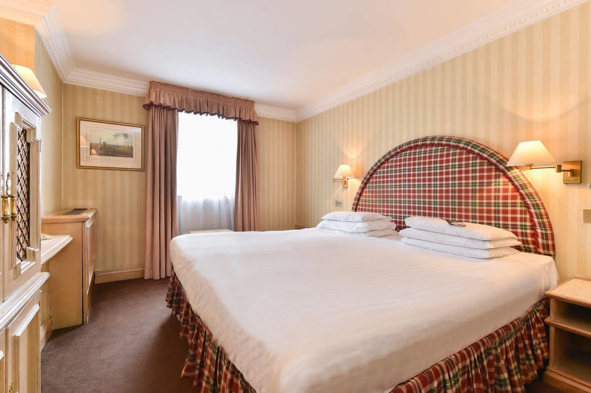 Park Lane Mews Hotel Лондон Екстериор снимка